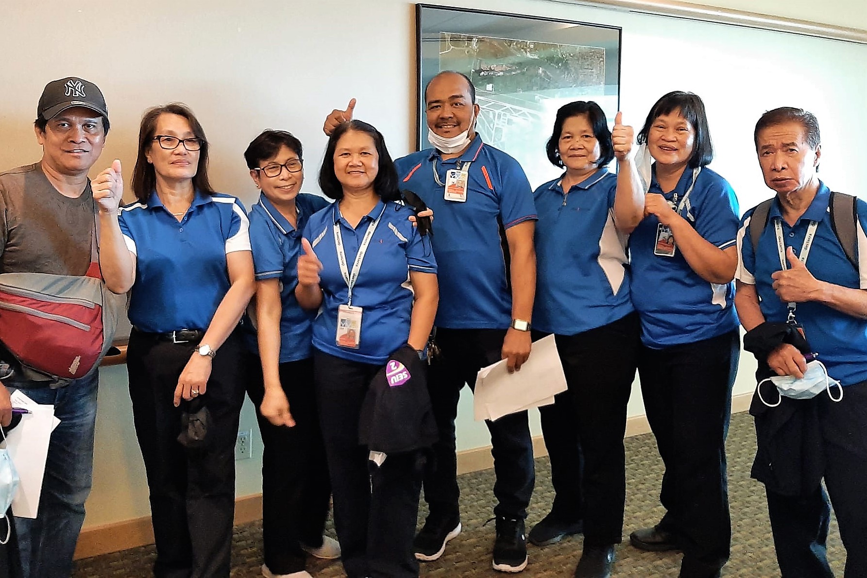 Read more about the article Cleaners at Vancouver Int’l Airport ratify first contract,  get Living Wages